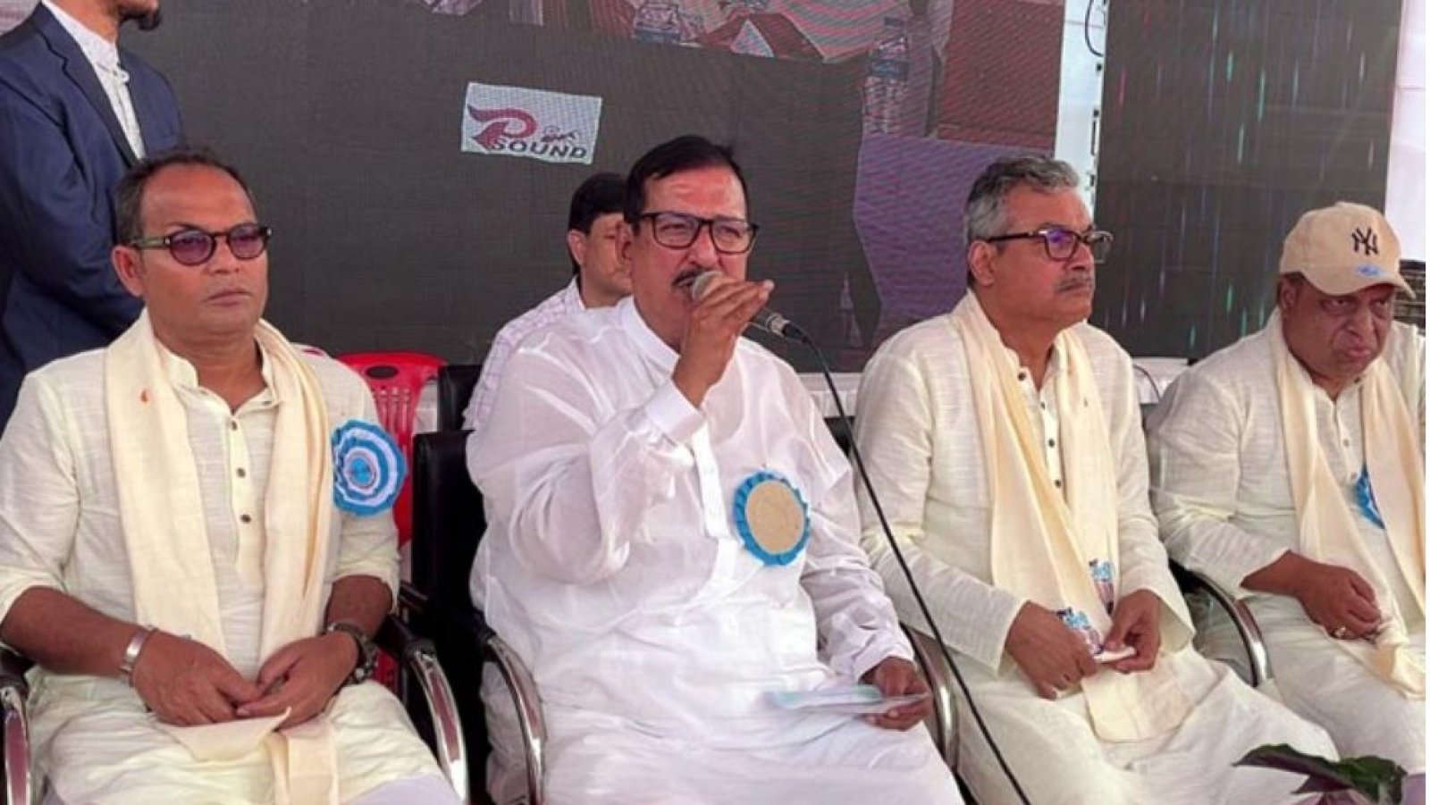 বাবার মতোই তারেক রহমান জাতিকে এগিয়ে নিয়ে যাচ্ছেন: ভূমিমন্ত্রী