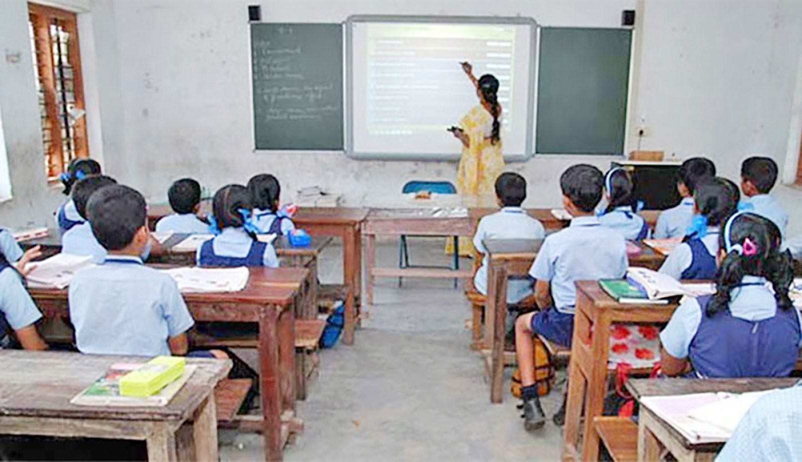 টানা ১০টি শনিবার খোলা থাকবে প্রাথমিক বিদ্যালয়