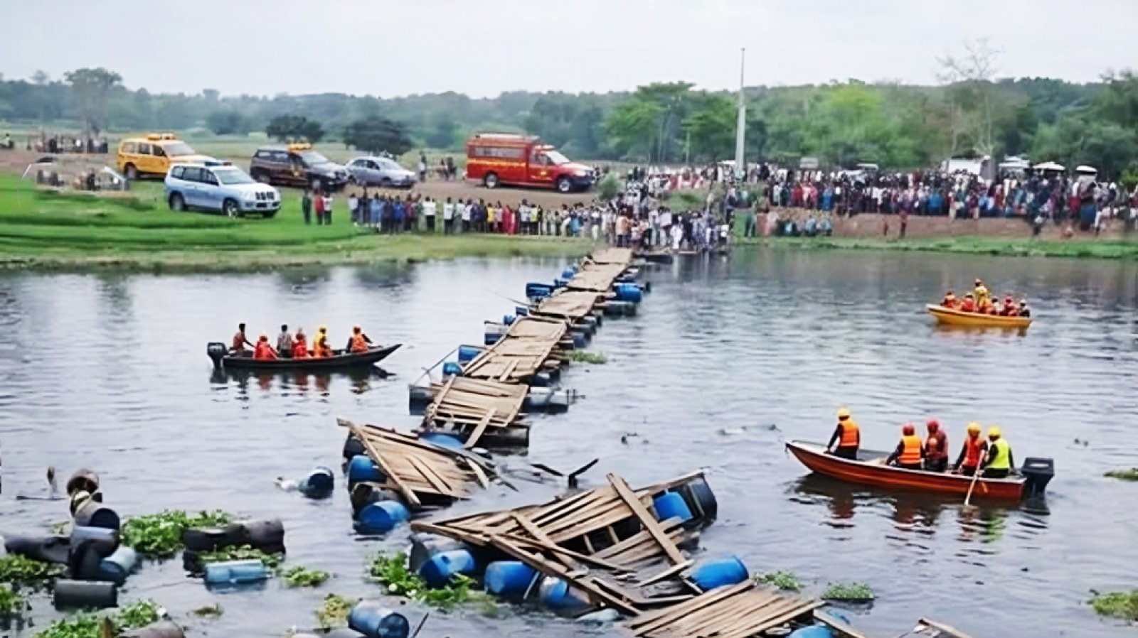 জামালপুরে মানুষের ভারে ভেঙে পড়েছে সাঁকো: দুই পরিবারের চার সহোদরসহ পাঁচ শিশুর মৃত্যু