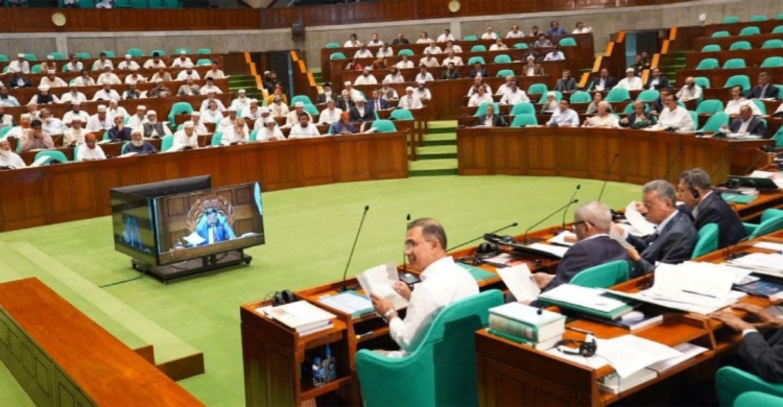 চলতি অধিবেশনে মোট ৯১ বিল পাস