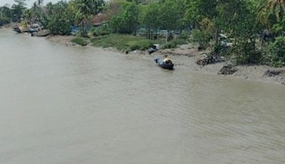 সুন্দরবন সংলগ্ন বঙ্গোপসাগর থেকে ট্রলারসহ ৩ জেলে অপহরণ