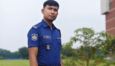 গোসল করতে নেমে প্রাণ গেল পুলিশ সদস্যের